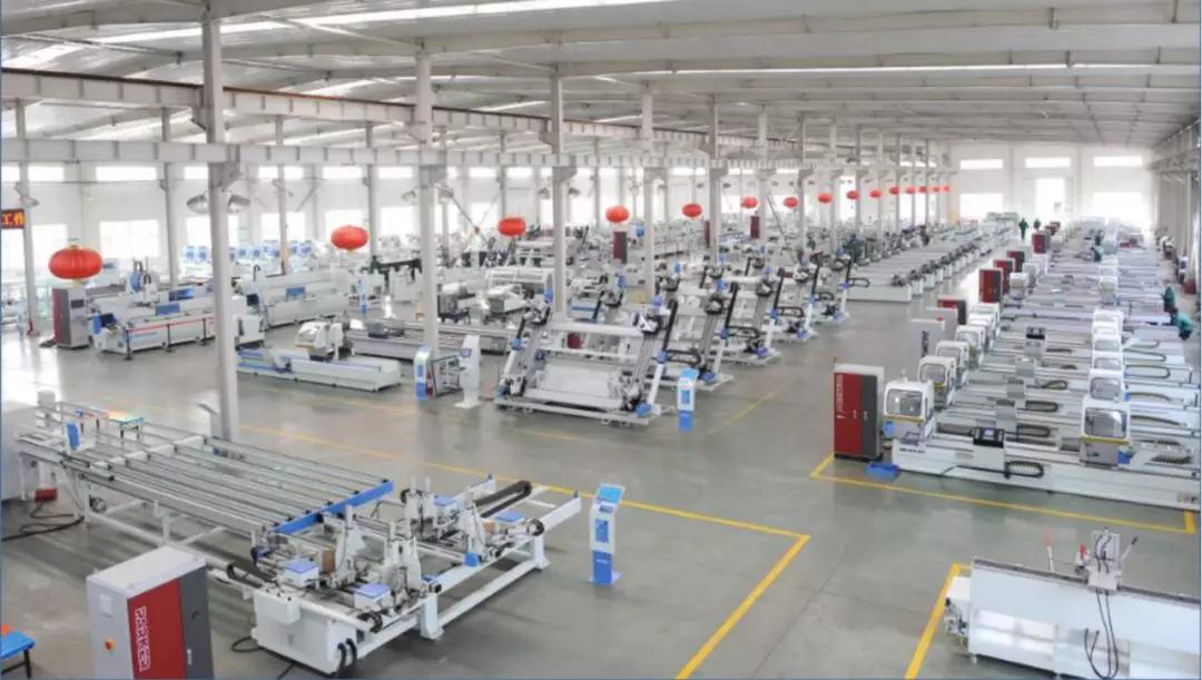 鋁門窗加工設備